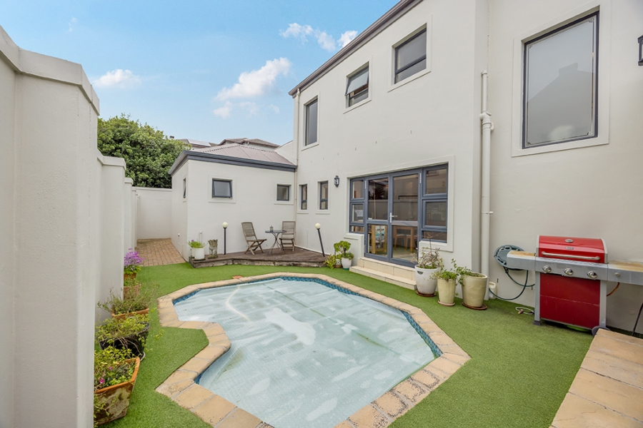 5 Bedroom Property for Sale in Big Bay Western Cape